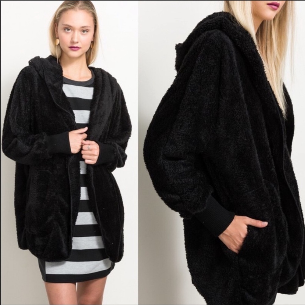 Soft Sherpa Faux Fur Hooded Jacket with pockets - Picture 3 of 3